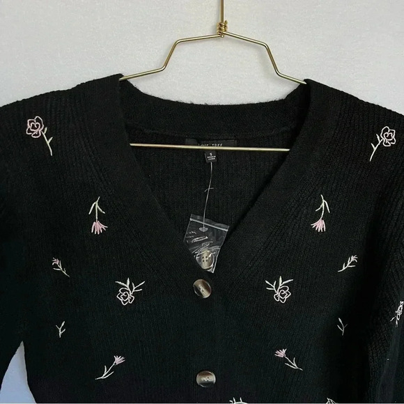 Cardigan Sweater Embroidery Floral Black Multi Color Balloon Sleeve Cropped - Picture 8 of 9